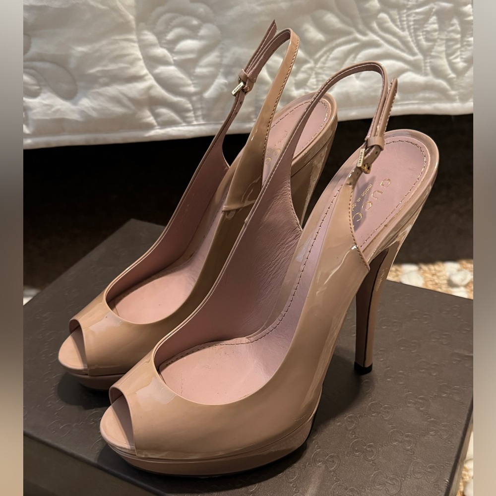 Womens Gucci heels size 7